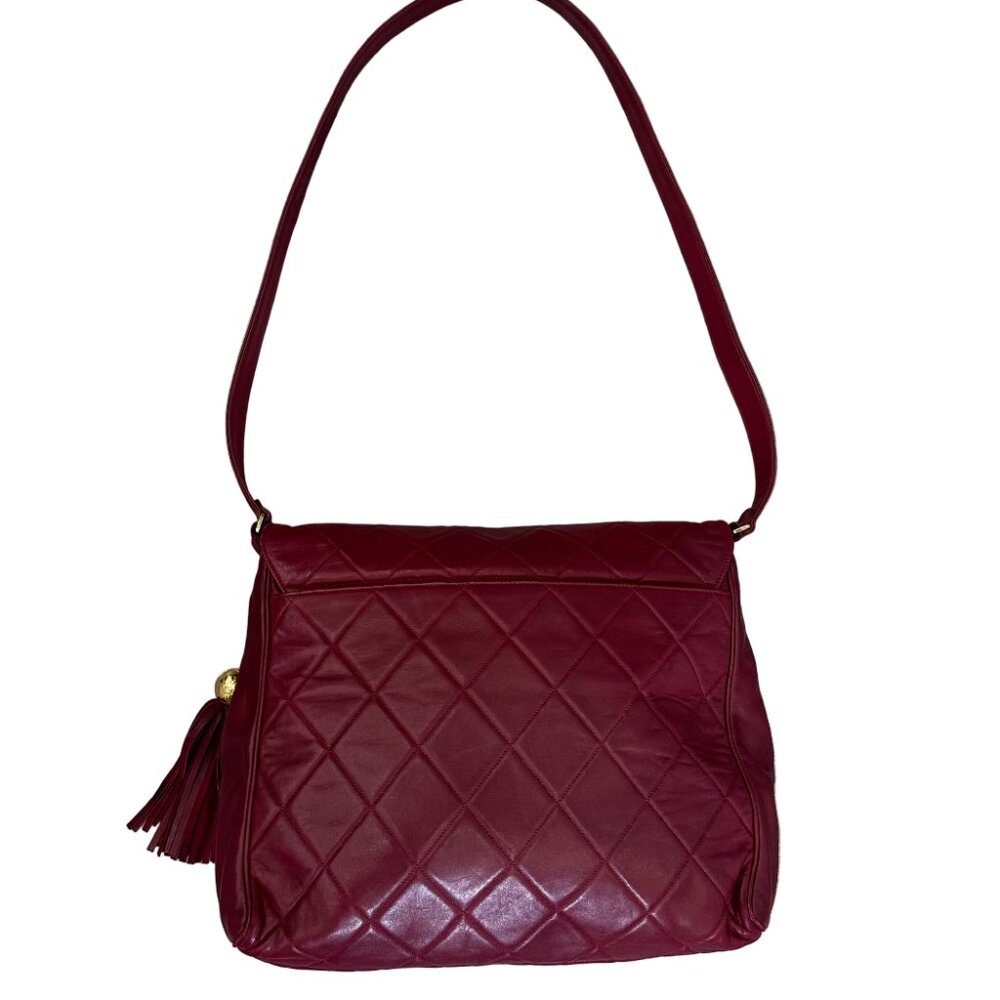 CHANEL Red CC Quilted Lambskin Crossbody/Messenger Bag - Picture 4 of 10